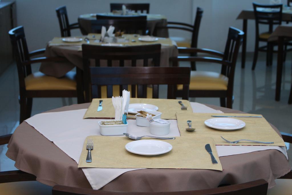 Champs Dumont Apart Hotel Macae Bagian luar foto